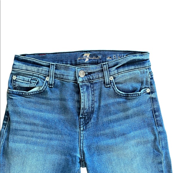 7 For All Mankind Jeans! - Picture 2 of 4